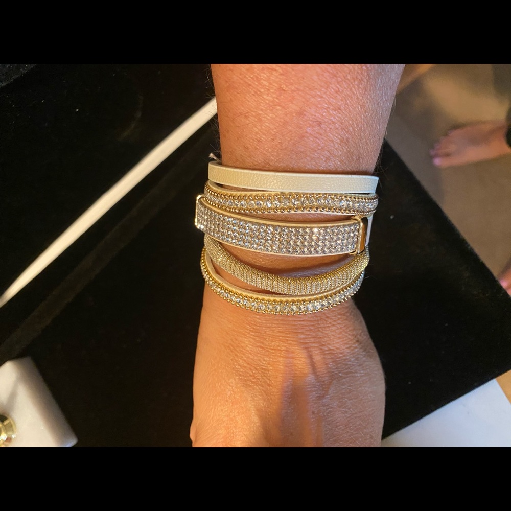 Bracelet - Picture 3 of 4